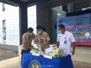 BNNP Aceh Gelar PRESS CONFERENCE Tindak Pidana NARKOTIKA Jenis SHABU Sebanyak 8,38 Kg dan 10.000 Butir Ekstasi