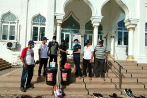 Dalam Rangka HANI "BNNP Aceh Saweu Masjid Bersama Penggiat Anti Narkoba IKAN"
