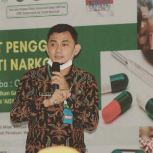 PENCEGAHAN DAN PENANGGULANGAN PENYALAHGUNAAN NARKOBA PADA REMAJA MELALUI LEMBAGA PENDIDIKAN